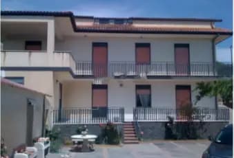 Rexer-Castel-di-Iudica-Quadrilocale-in-vendita-in-via-Generale-Cascino-Terrazzo