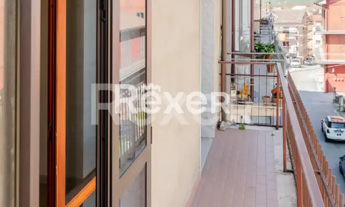 Rexer-Lioni-Luminoso-appartamento-con-balconi-BALCONI