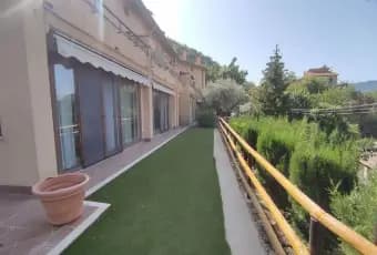 Rexer-Picinisco-Appartamento-con-grande-giardino-in-vendita-a-Picinisco-FR-Giardino