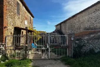 Rexer-Rapolano-Terme-Casalecascina-in-vendita-in-Raccordo-SienaBettolleRapolano-Terme-Giardino