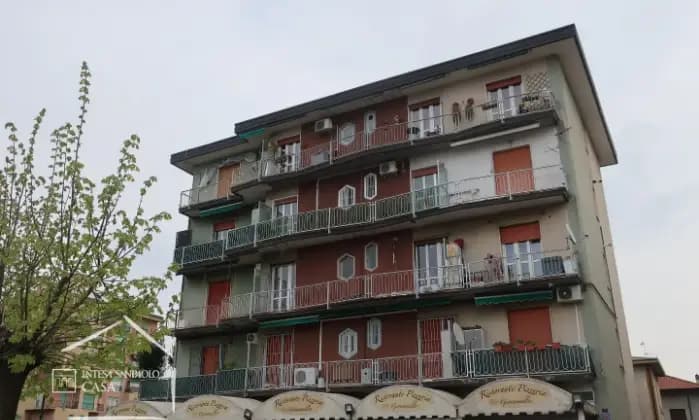 Rexer-Nova-Milanese-Appartamento-ultimo-piano-mq-Giardino