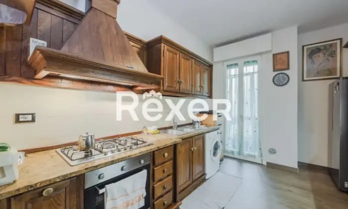 Rexer-Bologna-Appartamento-di-mq-con-giardino-di-mq-e-cantina-Cucina