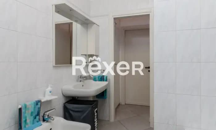 Rexer-Vimercate-NUDA-PROPRIETA-Vimercate-Centro-Appartamento-mq-con-cantina-Bagno