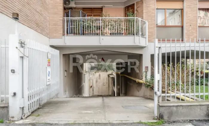 Rexer-Milano-Piazzale-Martini-Appartamento-mq-con-cantina-Possibilit-acquisto-box-auto-doppio-Garage