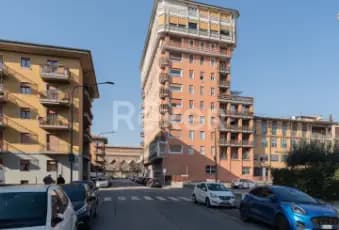 Rexer-Brescia-Quadrilocale-mq-con-due-balconi-e-cantina-Terrazzo