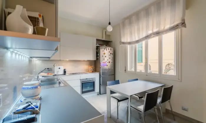 Rexer-Bologna-Appartamento-in-Centro-Storico-mq-Cucina