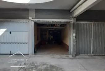 Rexer-Torino-Barriera-di-Milano-Box-auto-singolo-mq-con-posto-moto-Garage