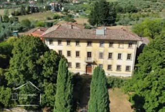 Rexer-Arezzo-Villa-storica-con-parco-Terrazzo