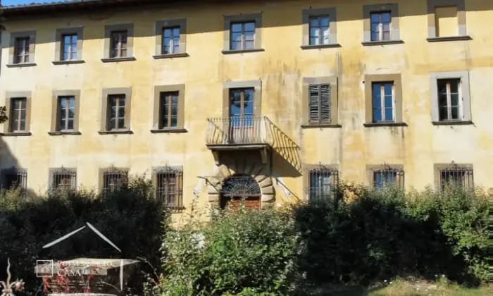 Rexer-Arezzo-Villa-storica-con-parco-Giardino