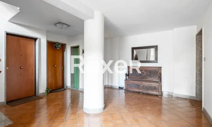 Rexer-Roma-Via-Antonio-Schivardi-Appartamento-mq-con-box-auto-singolo-e-cantina-Altro