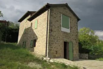 Rexer-Villa-Minozzo-Casale-in-pietra-indipendente-con-terreni-Giardino
