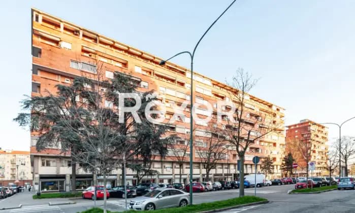 Rexer-Torino-Quadrilocale-con-posto-auto-di-propriet-Giardino