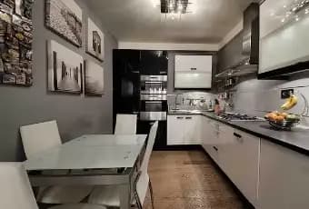 Rexer-Roma-Appartamento-in-villa-Cucina