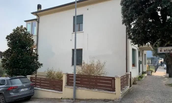 Rexer-Pesaro-Appartamento-in-vendita-in-via-Roma-Piagge-Terre-Roveresche-Terrazzo