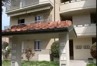 Rexer-Urbino-Appartamento-in-vendita-in-via-Pietro-Nenni-a-Canavaccio-Urbino-Terrazzo