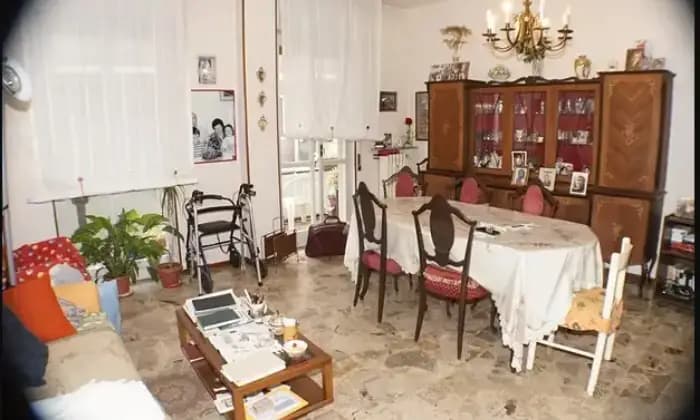Rexer-Pavia-Vendesi-appartamento-in-Via-Ferrini-a-PAVIA-Salone