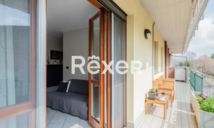 Rexer-Cesano-Boscone-Bilocale-con-cucina-abitabile-balcone-cantina-e-box-auto-Altro