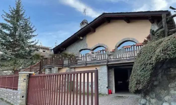 Rexer-Aosta-Vendesi-villa-in-ArpuillesCapoluogo-Arpuilles-Aosta-Terrazzo