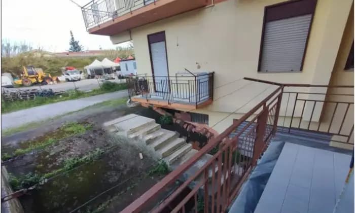 Rexer-Gioiosa-Marea-Appartamento-in-vendita-in-via-Caltanissetta-a-Gioiosa-Marea-Terrazzo