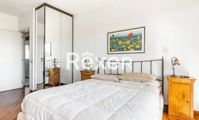 Rexer-Roma-Benedetto-Croce-Montagnola-Appartamento-panoramico-con-box-auto-CameraDaLetto