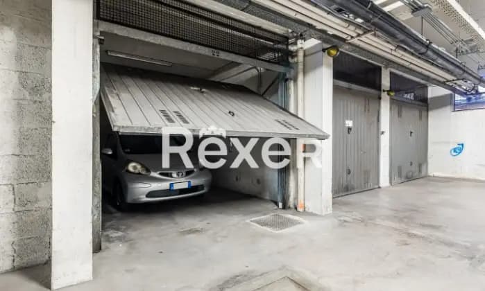 Rexer-Roma-Benedetto-Croce-Montagnola-Appartamento-panoramico-con-box-auto-Garage