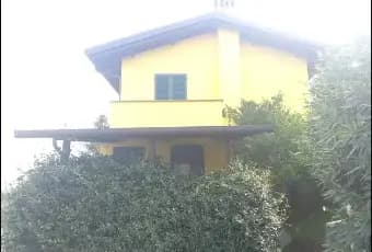 Rexer-Montevecchia-Villa-singola-in-vendita-in-via-della-Valfredda-a-Montevecchia-Terrazzo