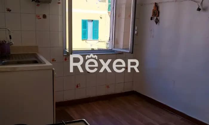 Rexer-Genova-Sestri-Ponente-Appartamento-in-centro-Cucina