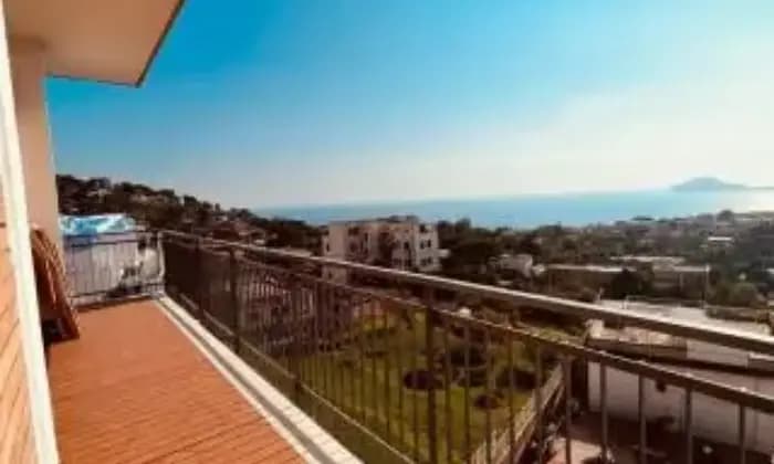 Rexer-Napoli-Appartamento-panoramicissimo-Pozzuoli-Terrazzo