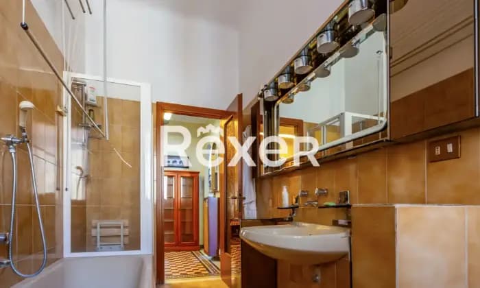 Rexer-Milano-Via-Arona-Appartamento-mq-Bagno