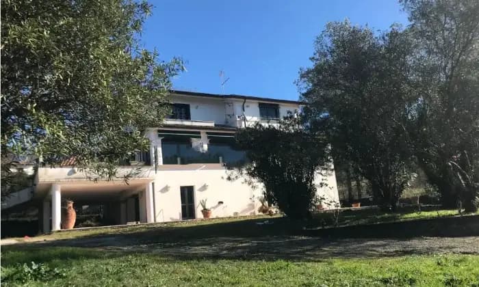 Rexer-Cassino-Vendesi-appartamento-in-via-SantAntonino-a-Cassino-Giardino